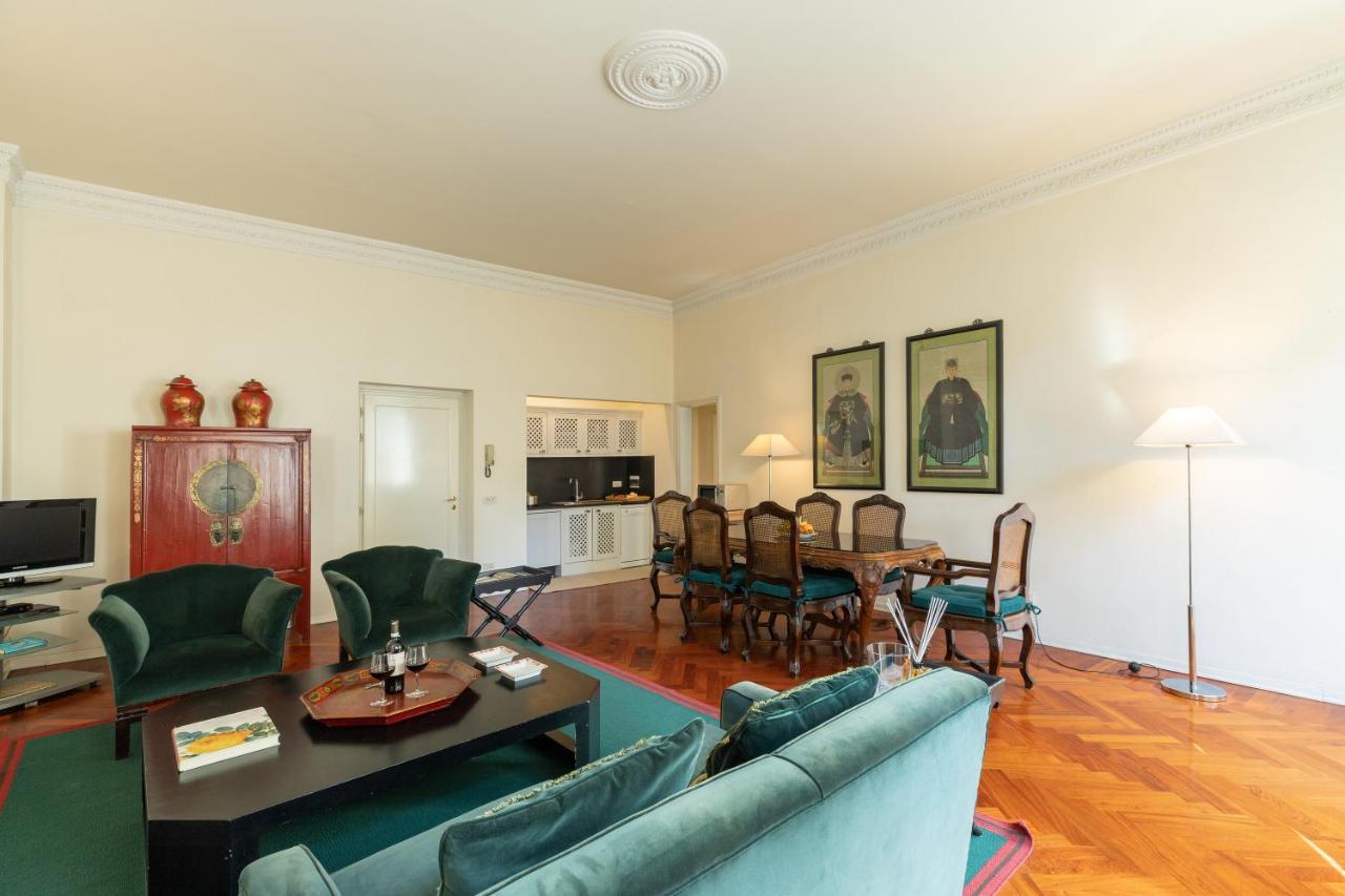 Velluto Elegant Apartment Near The Duomo ฟลอเรนซ์ ภายนอก รูปภาพ