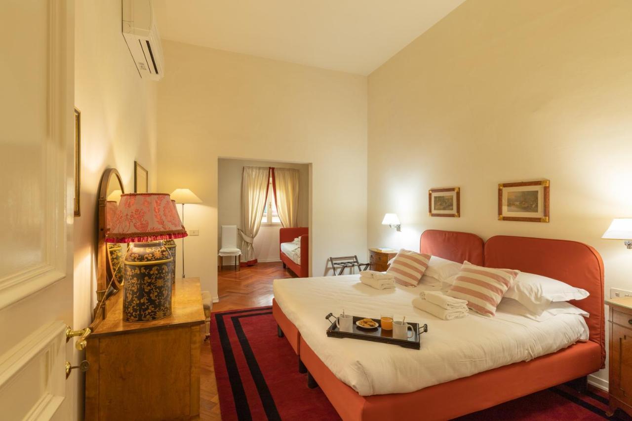 Velluto Elegant Apartment Near The Duomo ฟลอเรนซ์ ภายนอก รูปภาพ