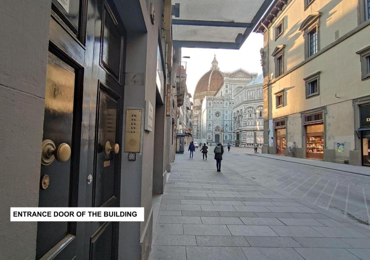 Velluto Elegant Apartment Near The Duomo ฟลอเรนซ์ ภายนอก รูปภาพ